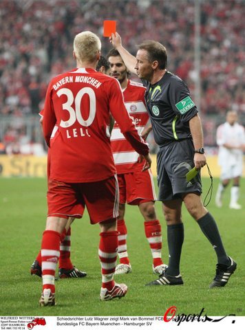 反击由前锋 反击由前锋